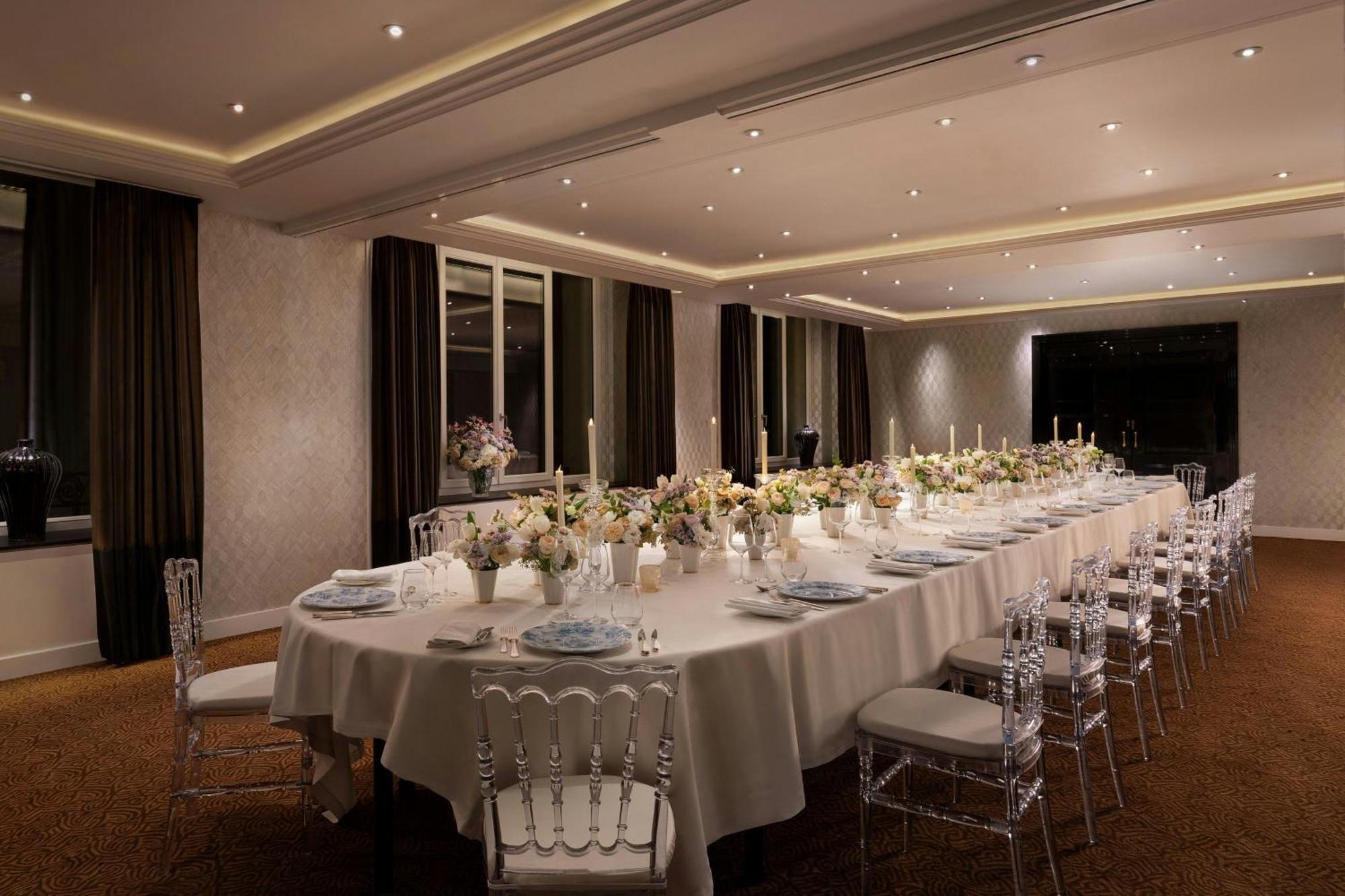 Prince De Galles, A Luxury Collection Hotel, Париж Екстериор снимка