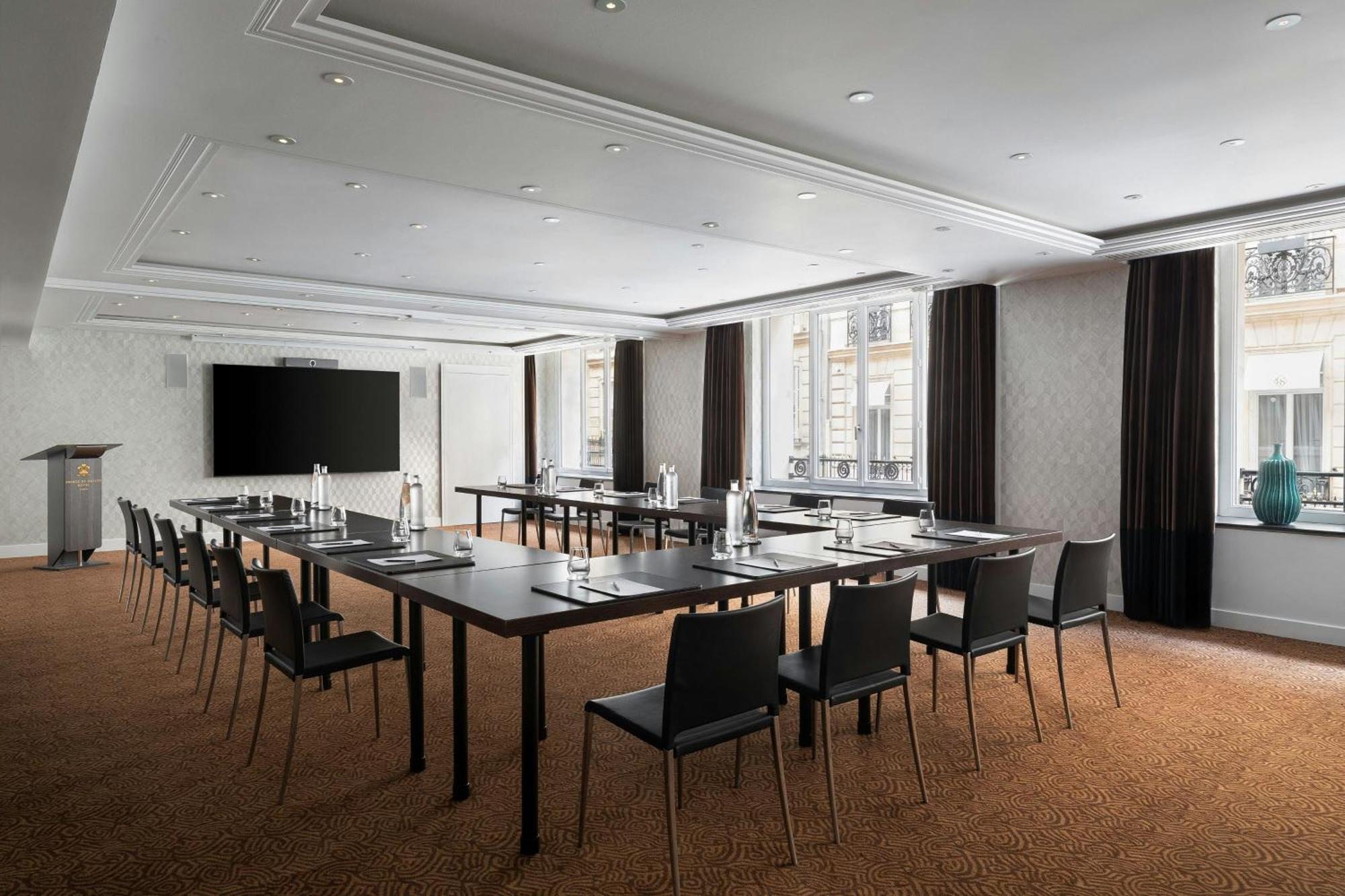Prince De Galles, A Luxury Collection Hotel, Париж Екстериор снимка